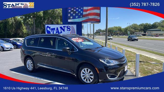 used 2017 Chrysler Pacifica car, priced at $13,995