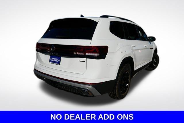 new 2025 Volkswagen Atlas car, priced at $49,076