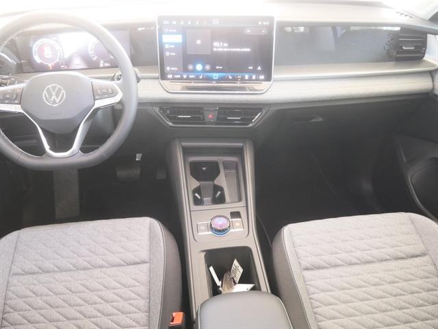 new 2025 Volkswagen Tiguan car, priced at $31,811