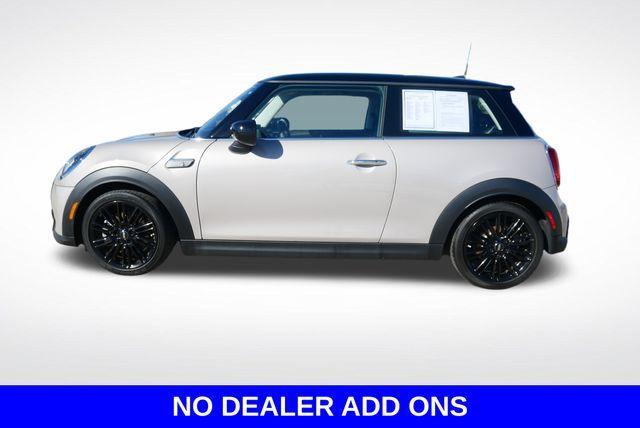 used 2024 MINI Hardtop car, priced at $30,000