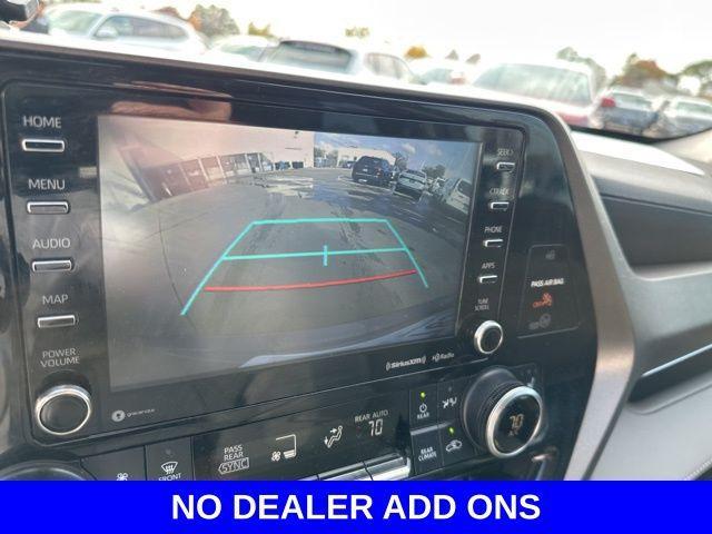 used 2021 Toyota Highlander car, priced at $30,499