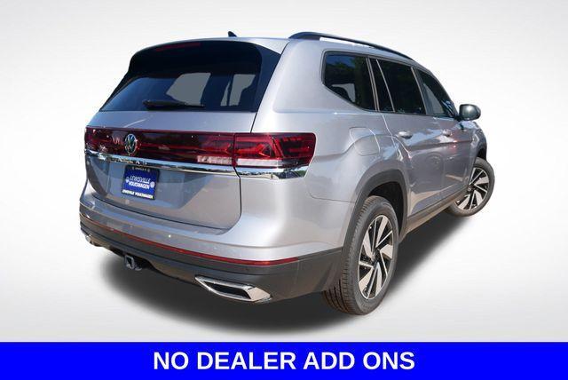 new 2024 Volkswagen Atlas car, priced at $38,746