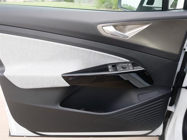 new 2025 Volkswagen ID.4 car, priced at $47,261