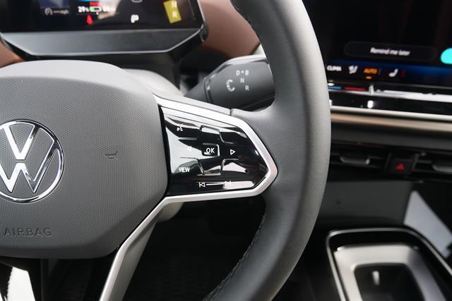 new 2025 Volkswagen ID.4 car, priced at $47,261