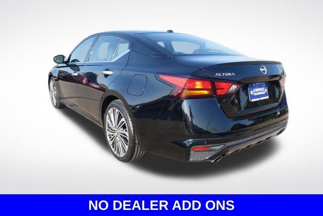 used 2023 Nissan Altima car, priced at $20,675