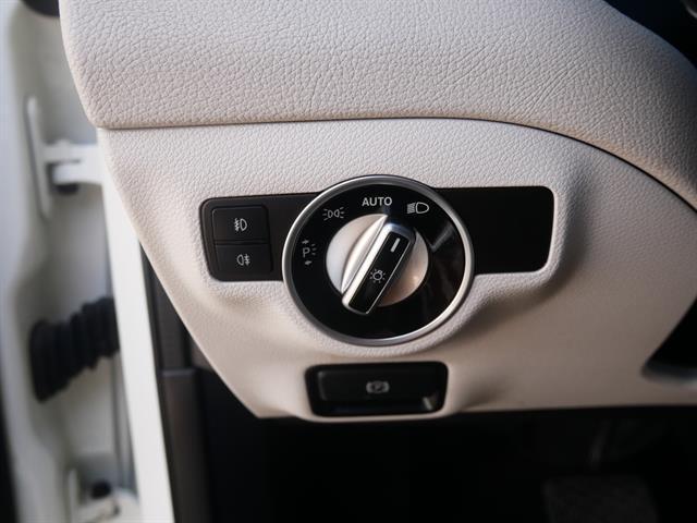 used 2018 Mercedes-Benz GLA 250 car, priced at $15,999