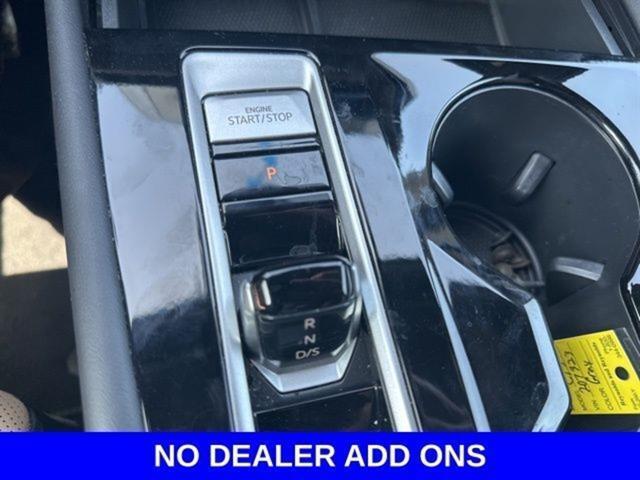 used 2024 Volkswagen Atlas Cross Sport car, priced at $31,999