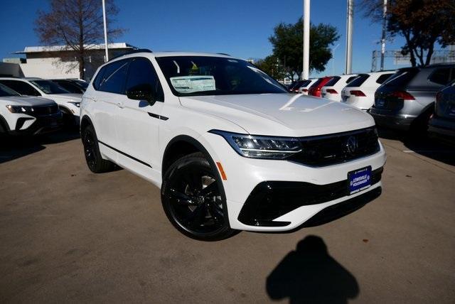 new 2024 Volkswagen Tiguan car, priced at $34,406