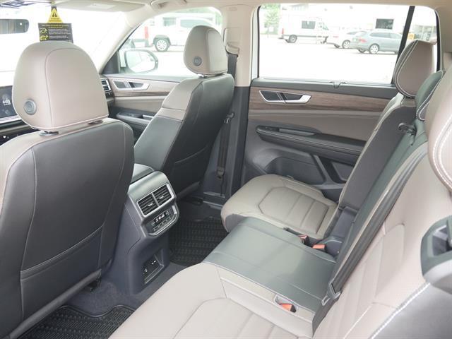 new 2025 Volkswagen Atlas car, priced at $47,306