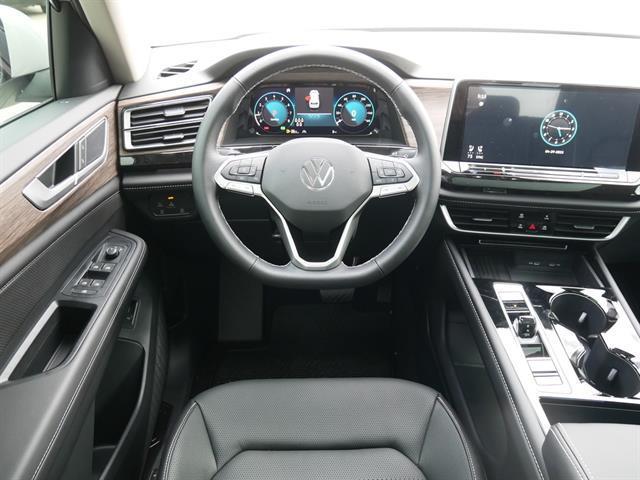 new 2025 Volkswagen Atlas car, priced at $47,306