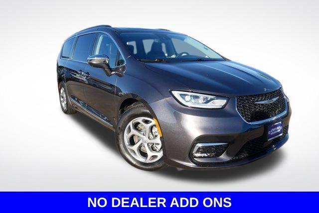 used 2022 Chrysler Pacifica car, priced at $25,999