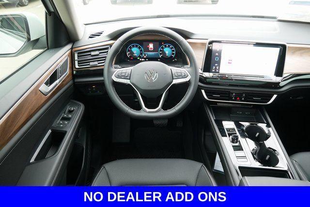 new 2024 Volkswagen Atlas car, priced at $40,561