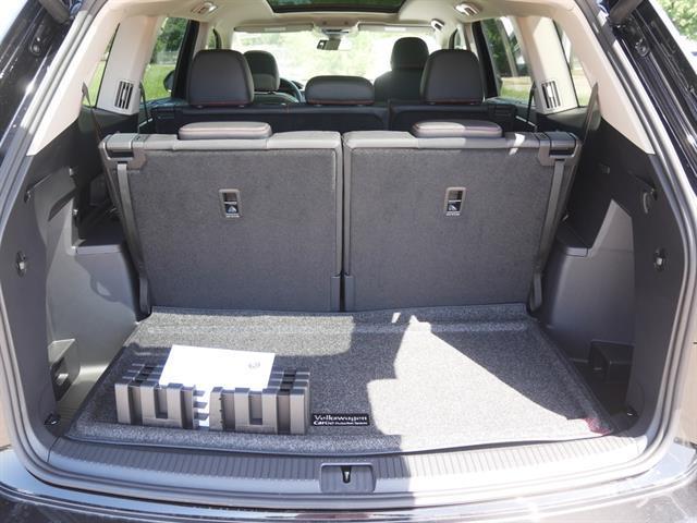 new 2025 Volkswagen Atlas car, priced at $45,306