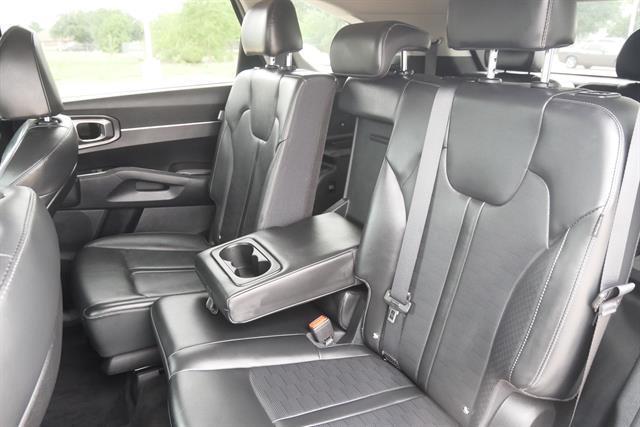 used 2024 Kia Sorento car, priced at $31,499