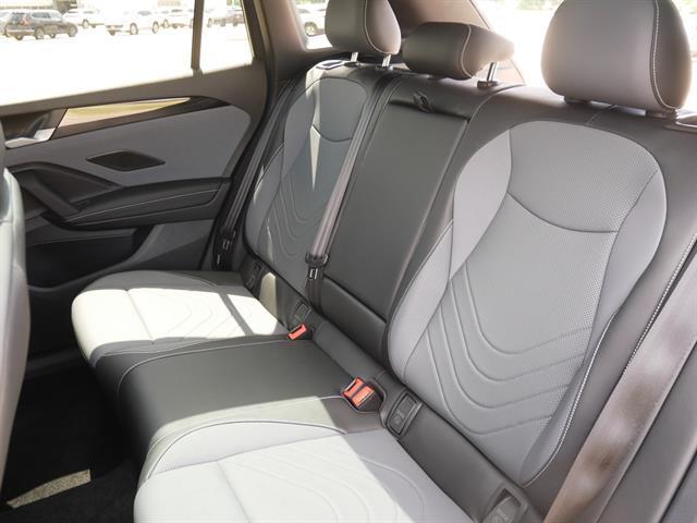 new 2025 Volkswagen Tiguan car, priced at $38,785