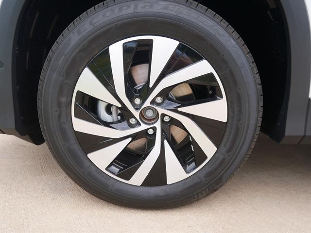new 2025 Volkswagen Tiguan car, priced at $31,511