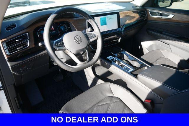 new 2024 Volkswagen Atlas car, priced at $39,591