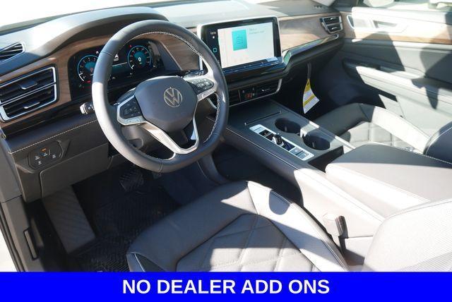 new 2025 Volkswagen Atlas car, priced at $37,274