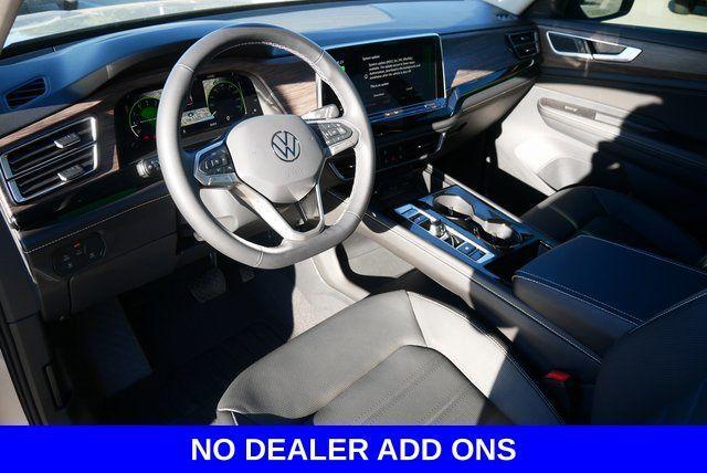 used 2024 Volkswagen Atlas car, priced at $41,999