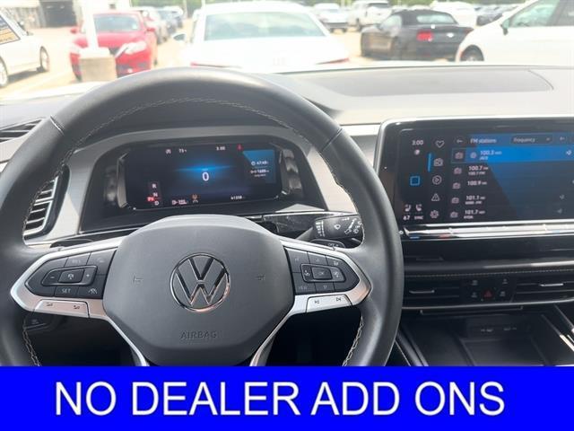 used 2024 Volkswagen Atlas Cross Sport car, priced at $32,000