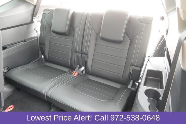 new 2025 Volkswagen Atlas car, priced at $47,072