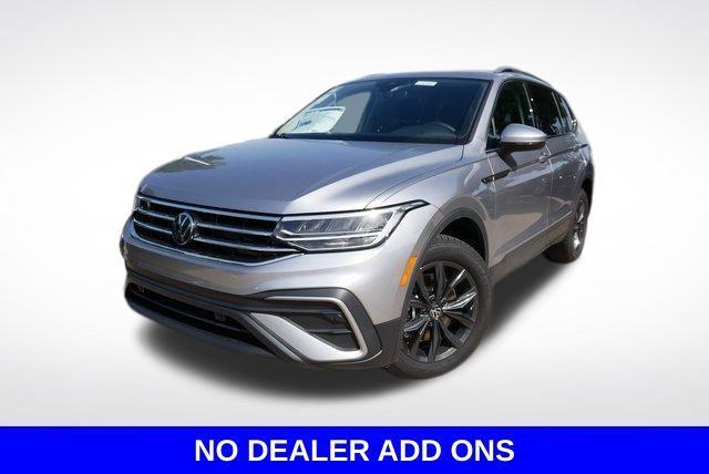 new 2024 Volkswagen Tiguan car, priced at $30,553