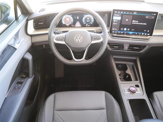 new 2025 Volkswagen Tiguan car, priced at $35,171