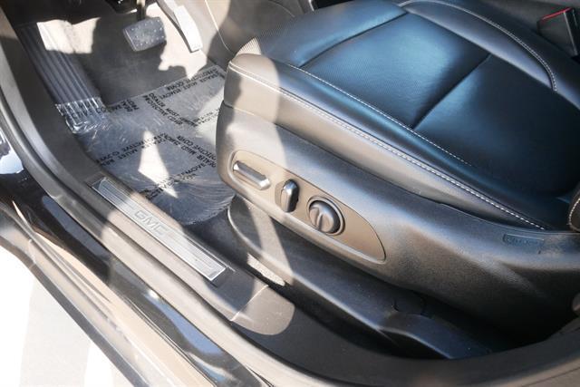 used 2023 GMC Acadia car, priced at $26,699