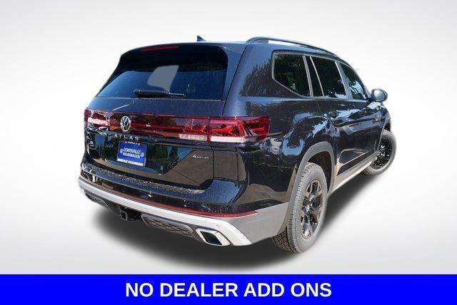 new 2024 Volkswagen Atlas car, priced at $49,071