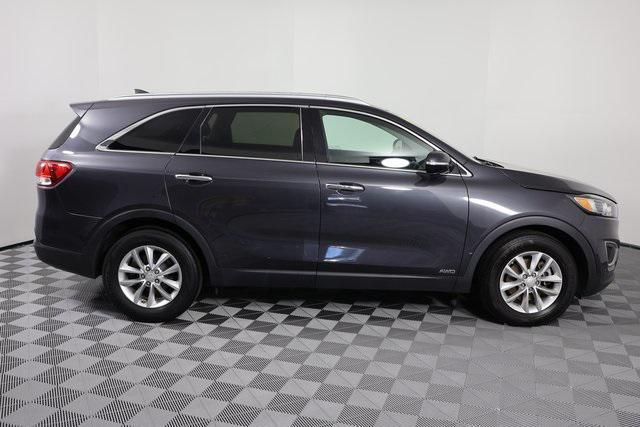 used 2016 Kia Sorento car, priced at $11,676