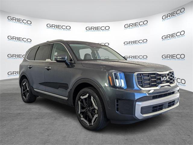 used 2023 Kia Telluride car, priced at $33,447