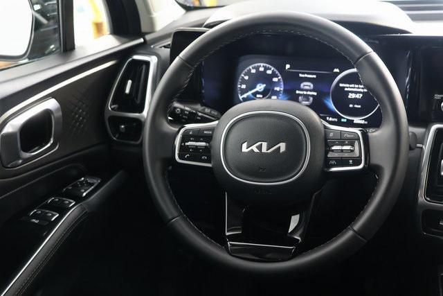 used 2023 Kia Sorento car, priced at $32,888