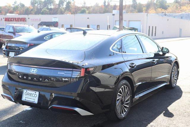 new 2025 Hyundai Sonata Hybrid car, priced at $38,453