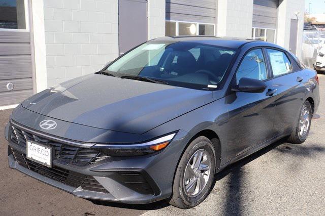 new 2024 Hyundai Elantra car, priced at $27,910