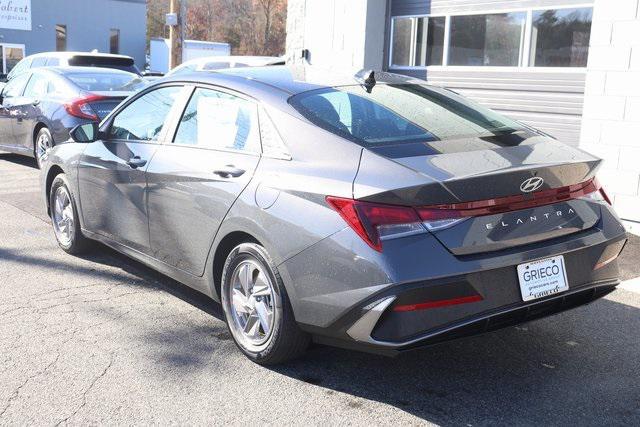 new 2024 Hyundai Elantra car, priced at $27,910