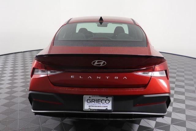 new 2025 Hyundai Elantra car, priced at $27,081