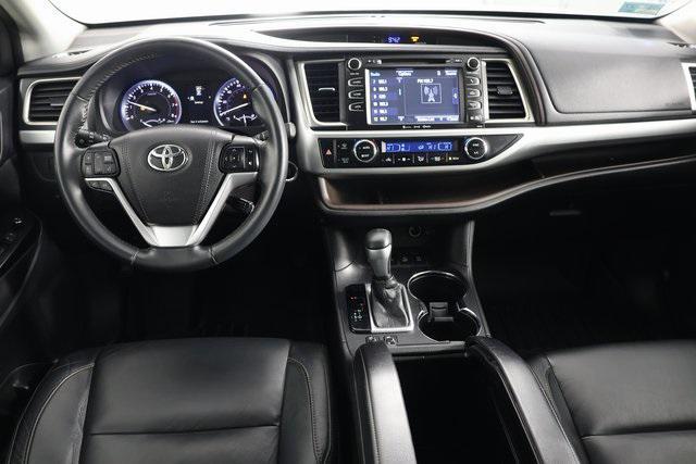 used 2016 Toyota Highlander car, priced at $18,965