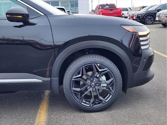 new 2025 Nissan Kicks car, priced at $30,295