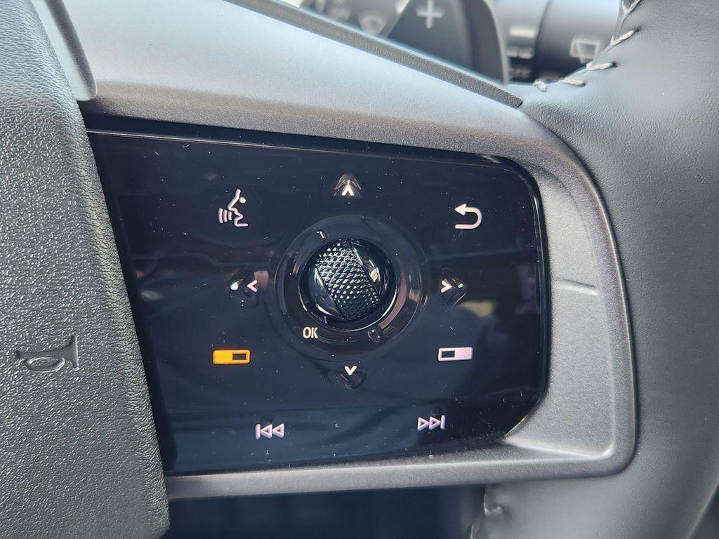 new 2025 Nissan Murano car, priced at $50,260