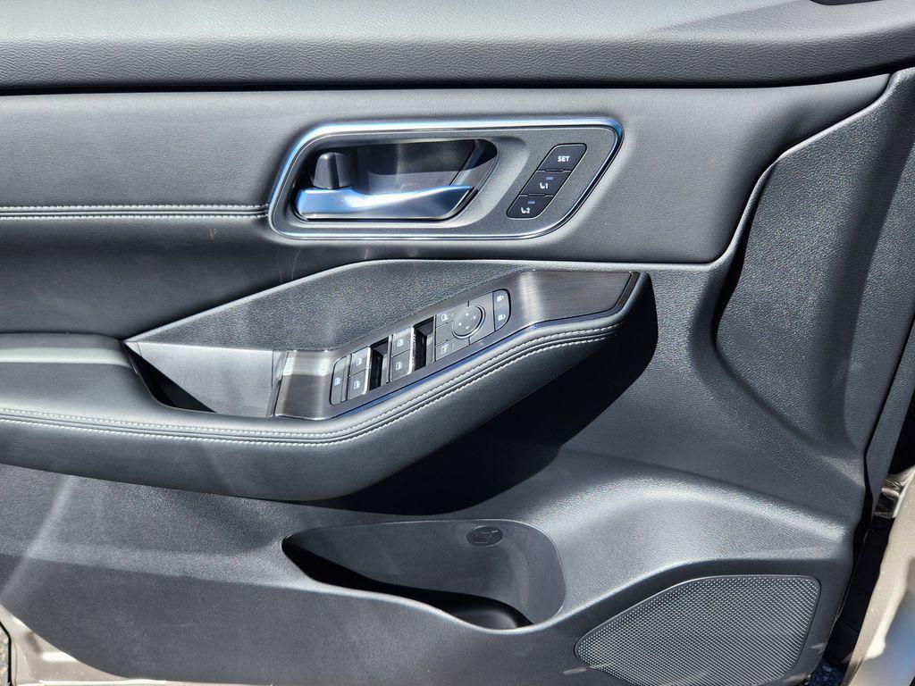 new 2026 Nissan Rogue car, priced at $42,385