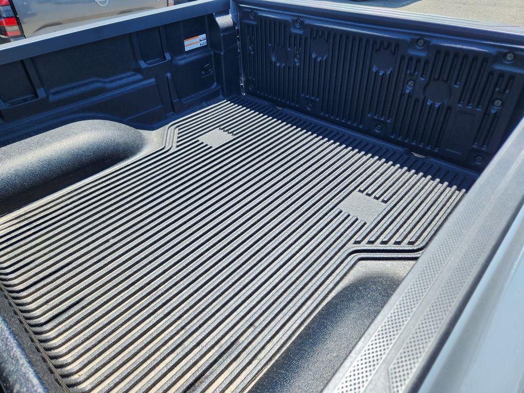 new 2025 Nissan Frontier car, priced at $45,915