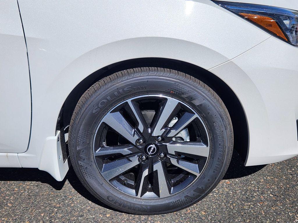 new 2025 Nissan Versa car, priced at $22,800