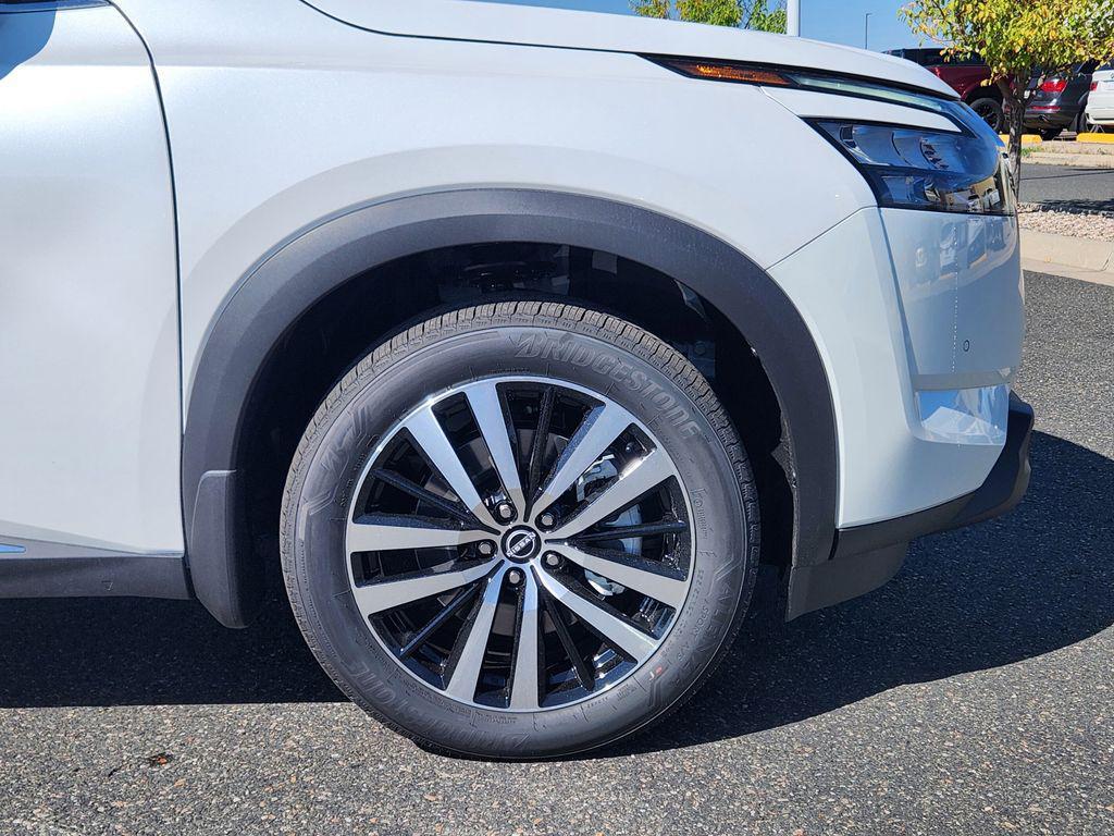 new 2025 Nissan Pathfinder car, priced at $53,950