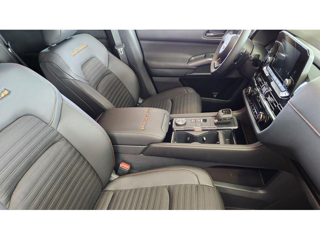 new 2025 Nissan Pathfinder car, priced at $46,620