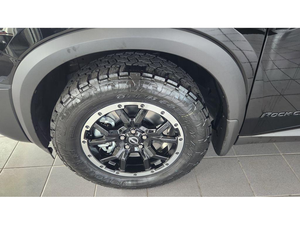 new 2025 Nissan Pathfinder car, priced at $46,620