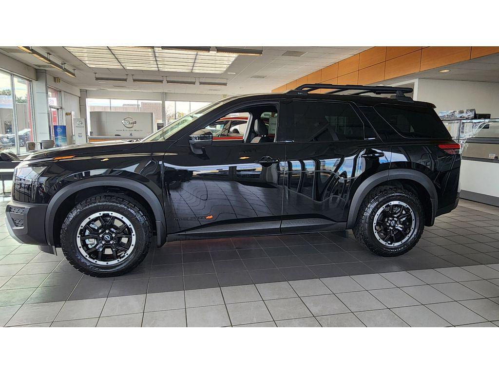 new 2025 Nissan Pathfinder car, priced at $46,620