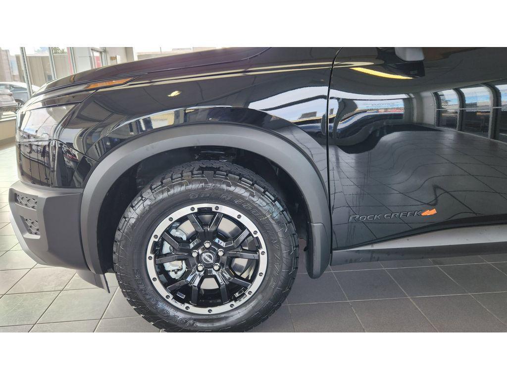 new 2025 Nissan Pathfinder car, priced at $46,620