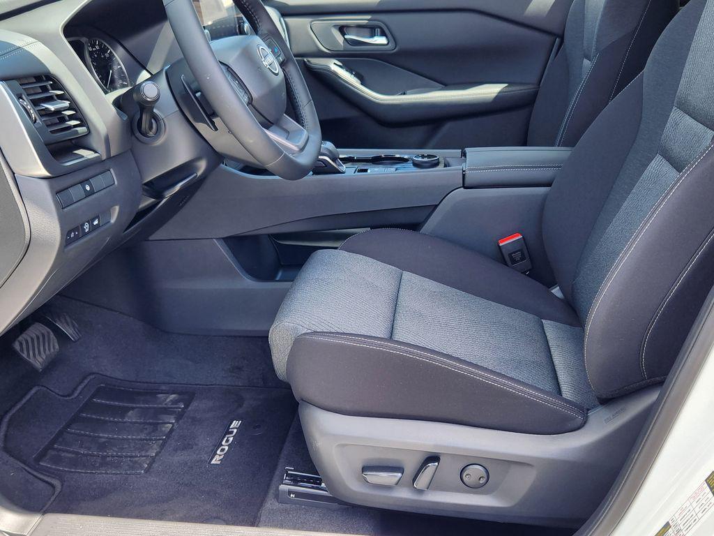 new 2025 Nissan Rogue car, priced at $30,333