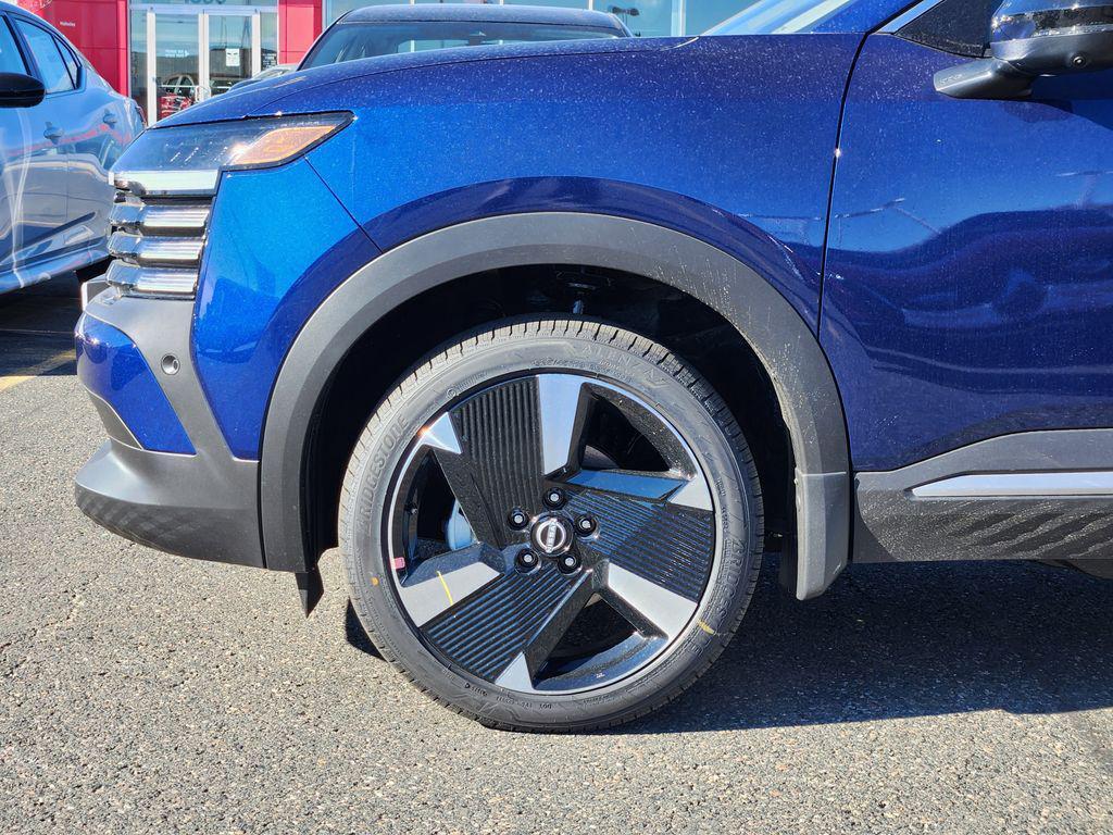 new 2026 Nissan Kicks car, priced at $31,385