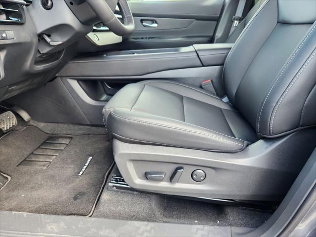 new 2025 Nissan Murano car, priced at $43,625